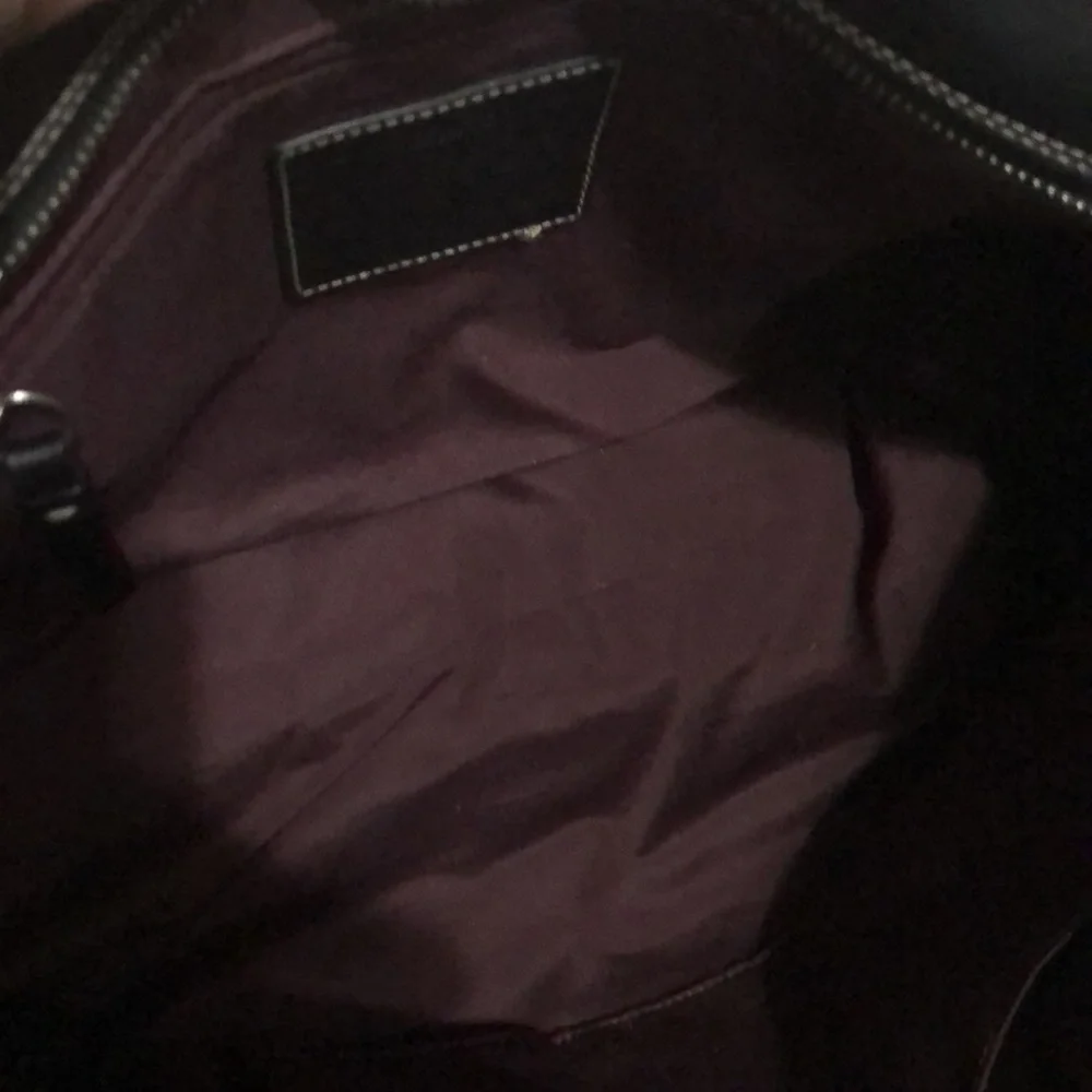 Coach Hamptons Leather Tote Bag - Picture 12 of 13